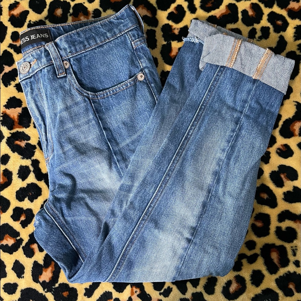 Express 2r two tone blue